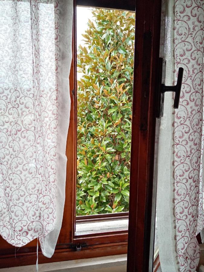 Borghi *